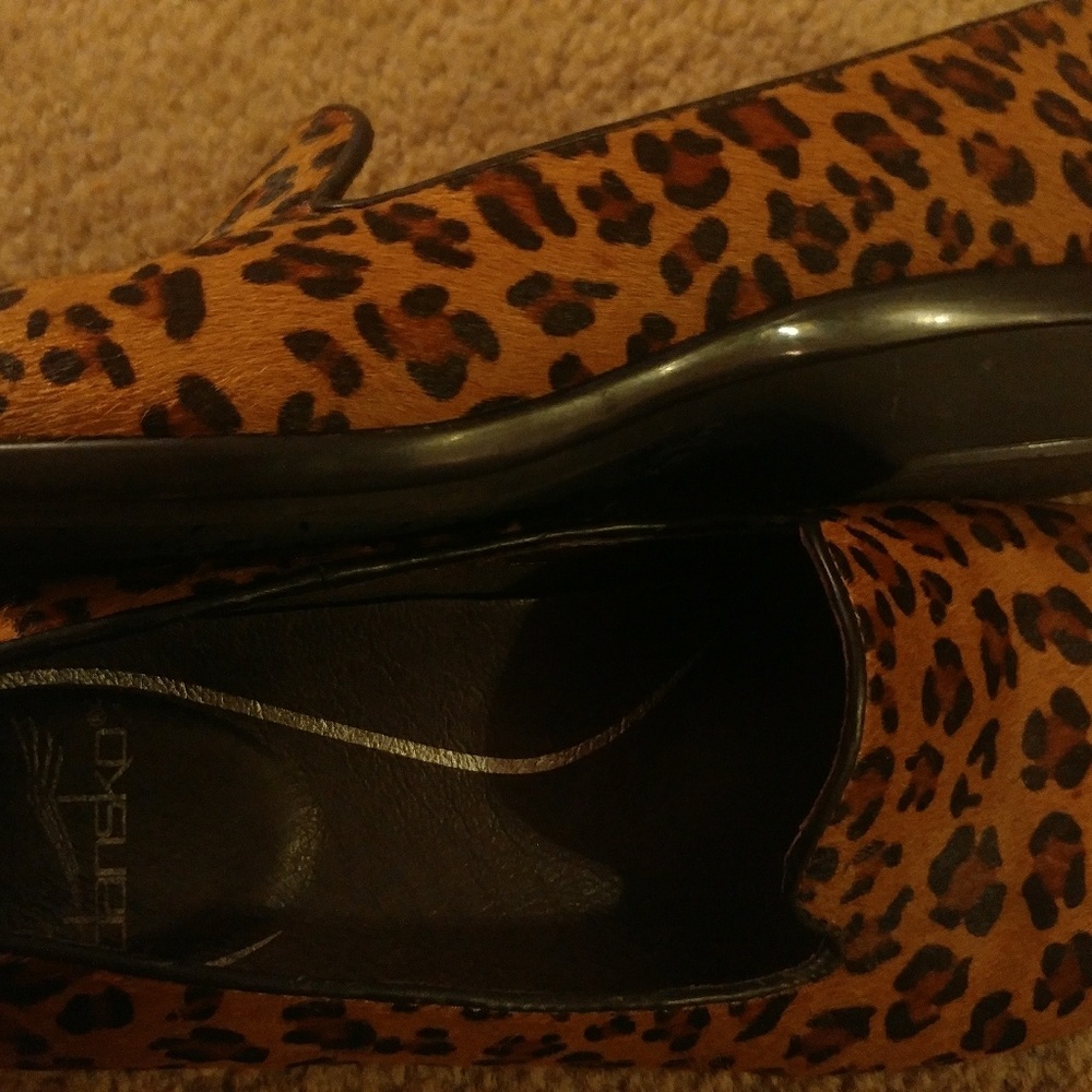 Dansko Size 38 - image 2